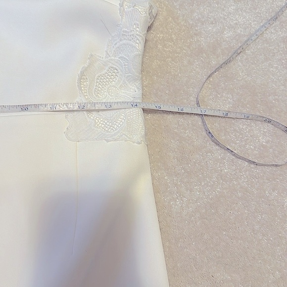 Ellie Tahari White Guipure Lace Back Dress - Picture 8 of 8